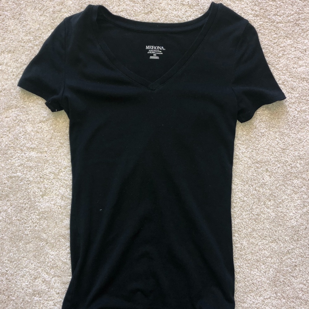 Merona Fitted Black V Neck Short Sleeve T Shirt